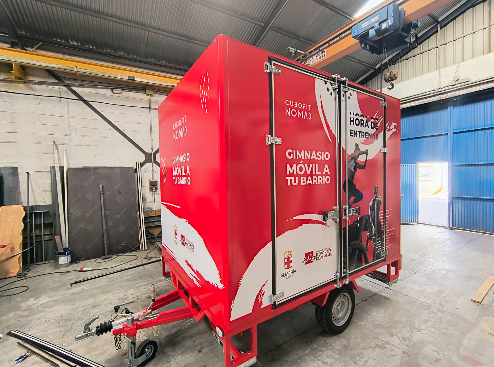 Cubofit con vinilos personalizados